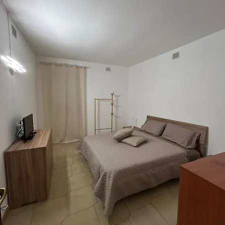 Apartment Bag's House *